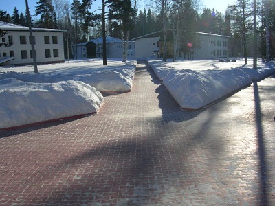 Особенности ухода за тротуарной плиткой в зимний период